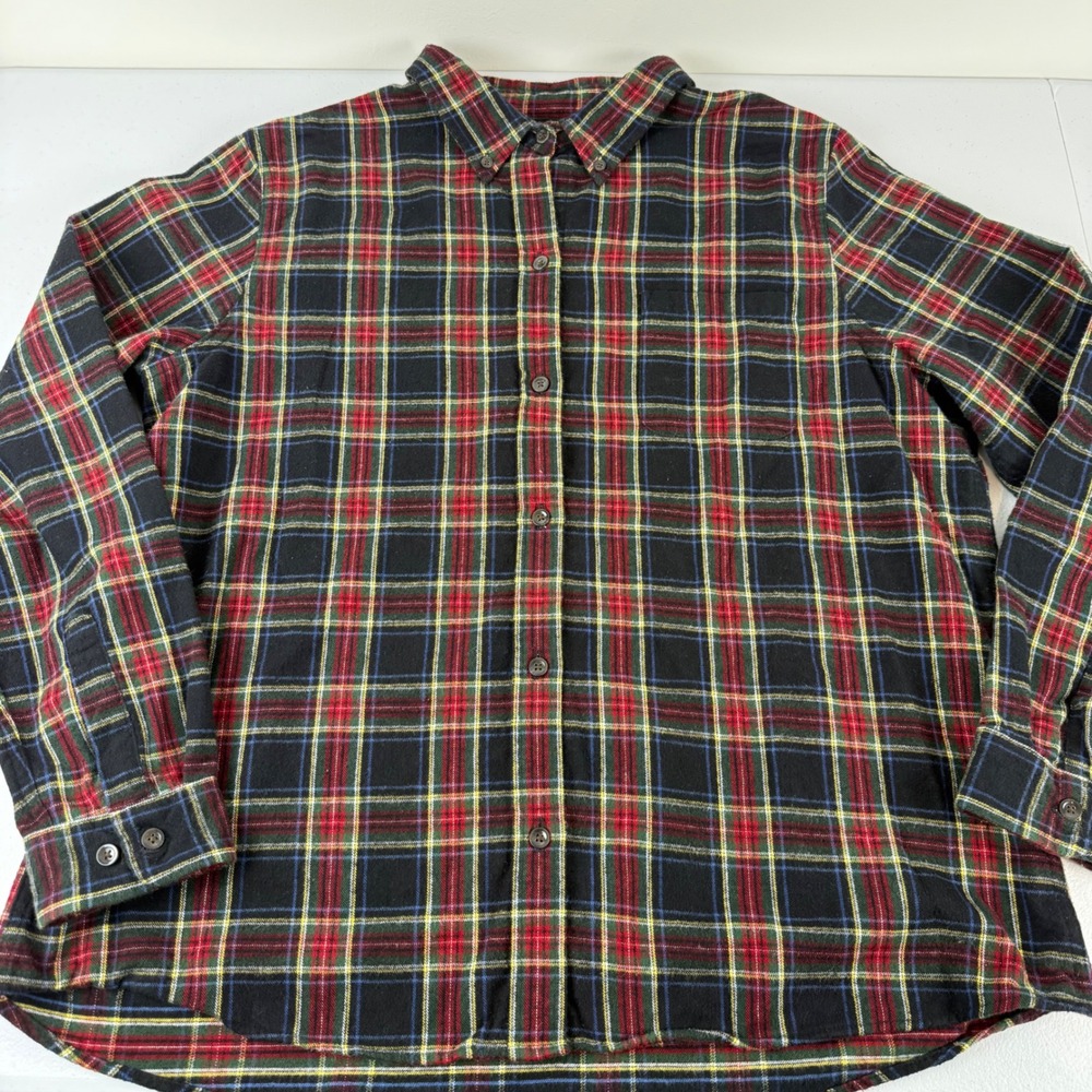 LL Bean Mens XL Regular Flannel Shirt Black Red Green Plaid‎ Button Down Cotton